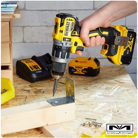 مشخصات فنی دریل پیچ گوشتی شارژی DEWALT DCD7962P2