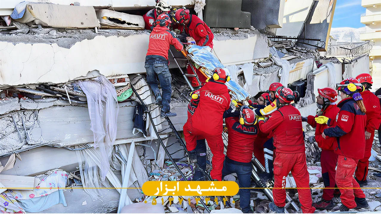 تجهیزات بازرسی زندهیاب در آوارهای بتنی